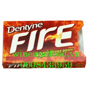 Kẹo cao cu chewing gum không đường Dentyne Fire 16 viên