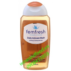 Dung dịch vệ sinh phụ nữ Femfresh 250ml