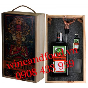 Hộp quà rượu Jagermeister 3 700ml