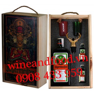 Hộp quà rượu Jagermeister 5 700ml