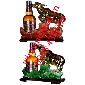 Rượu Chivas Con Trâu Phong Thủy