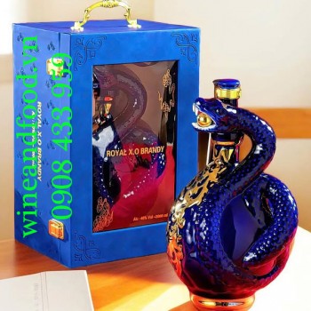 Rượu rắn sứ ngậm Ngọc Lộc Xuân Royal Brandy XO 2000ml