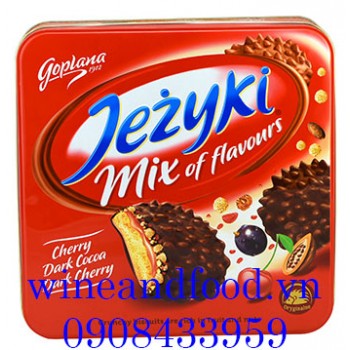 Bánh quy phủ socola đen chery đen Jezyki 420g