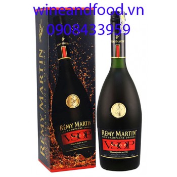 Rượu cognac Remy Martin VSOP 700ml