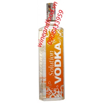 Rượu Vodka Solution cam 700ml