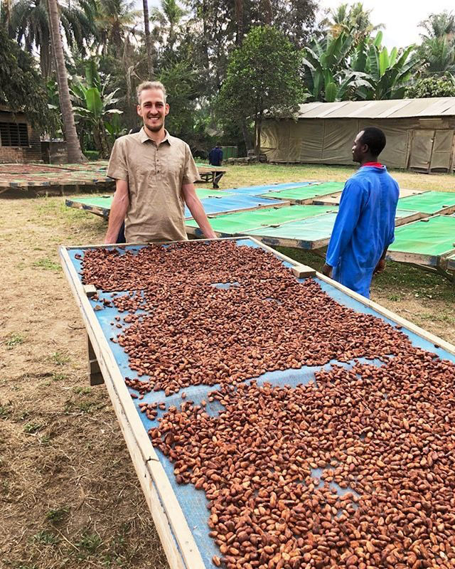 Lên men hạt Cacao