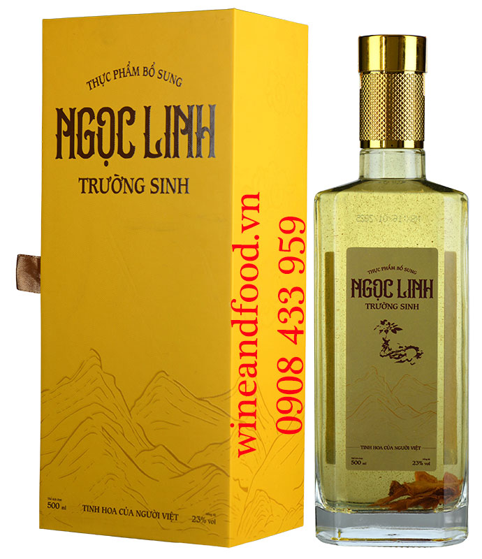 Chai rượu Sâm Ngọc Linh Trường Sinh Yellow kết hợp hộp vàng sang trọng, tôn vinh giá trị quốc bảo